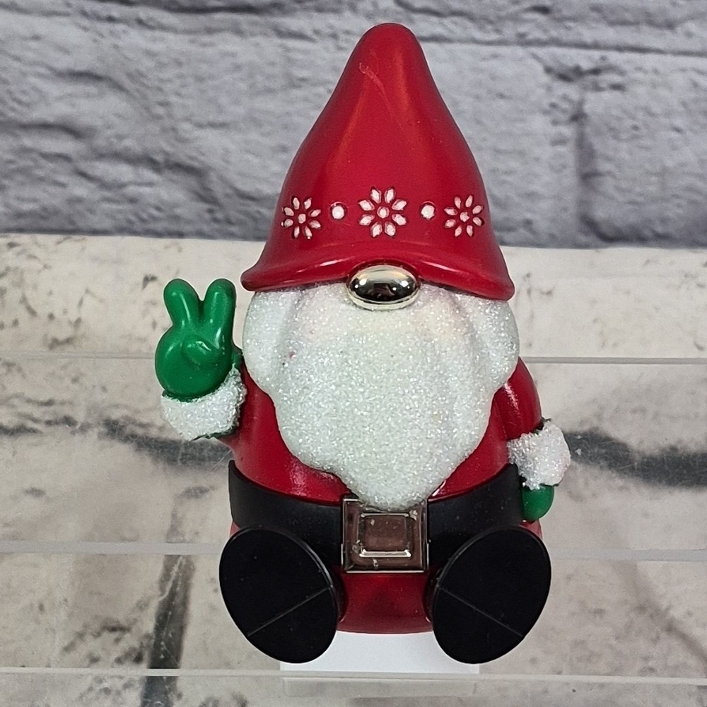 Bath & Body Works Wallflowers Plug In Diffuser‎ Christmas Gnome/Santa Peace Sign - Picture 1 of 4